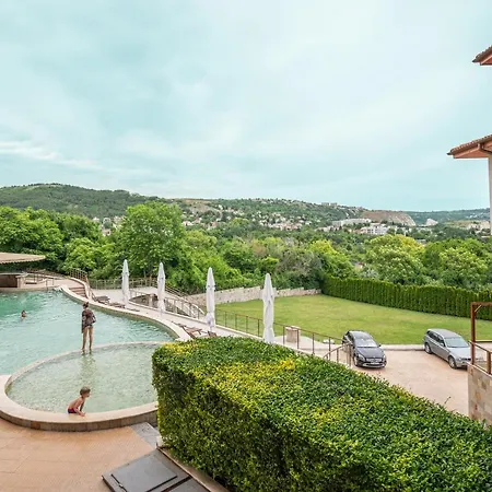 Appartement за гости диляна в комплекс Garden Palace Balchik