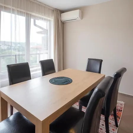 Appartement за гости диляна в комплекс Garden Palace *